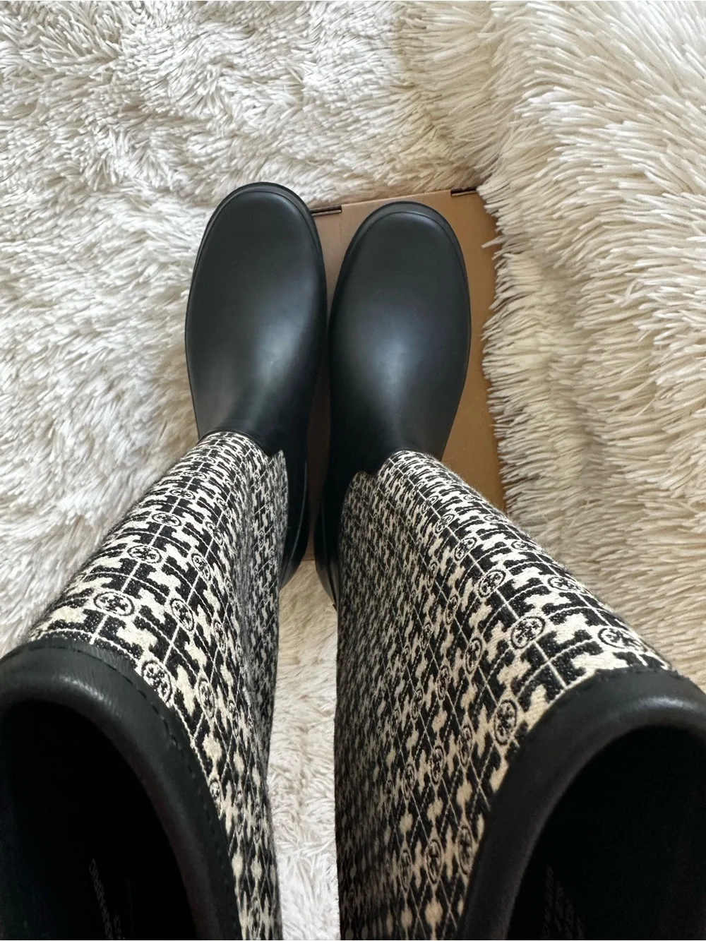 Tory Burch T Monogram Hurricane Tall Rain Boots Waterproof Black Cream Size 9